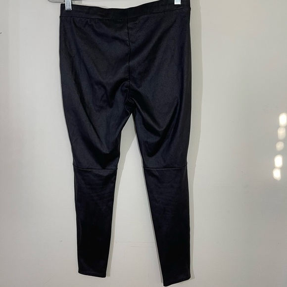 Trouvé sz Md pant slim fit pull on feels like soft leather but not - Picture 2 of 12